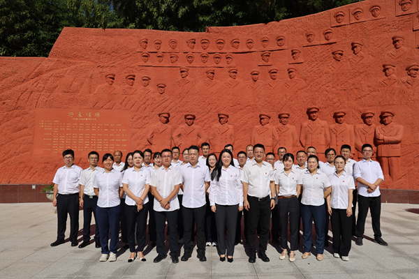 光影銘記歷史，初心映照未來(lái)——六安公司黨總支開(kāi)展主題黨日活動(dòng)